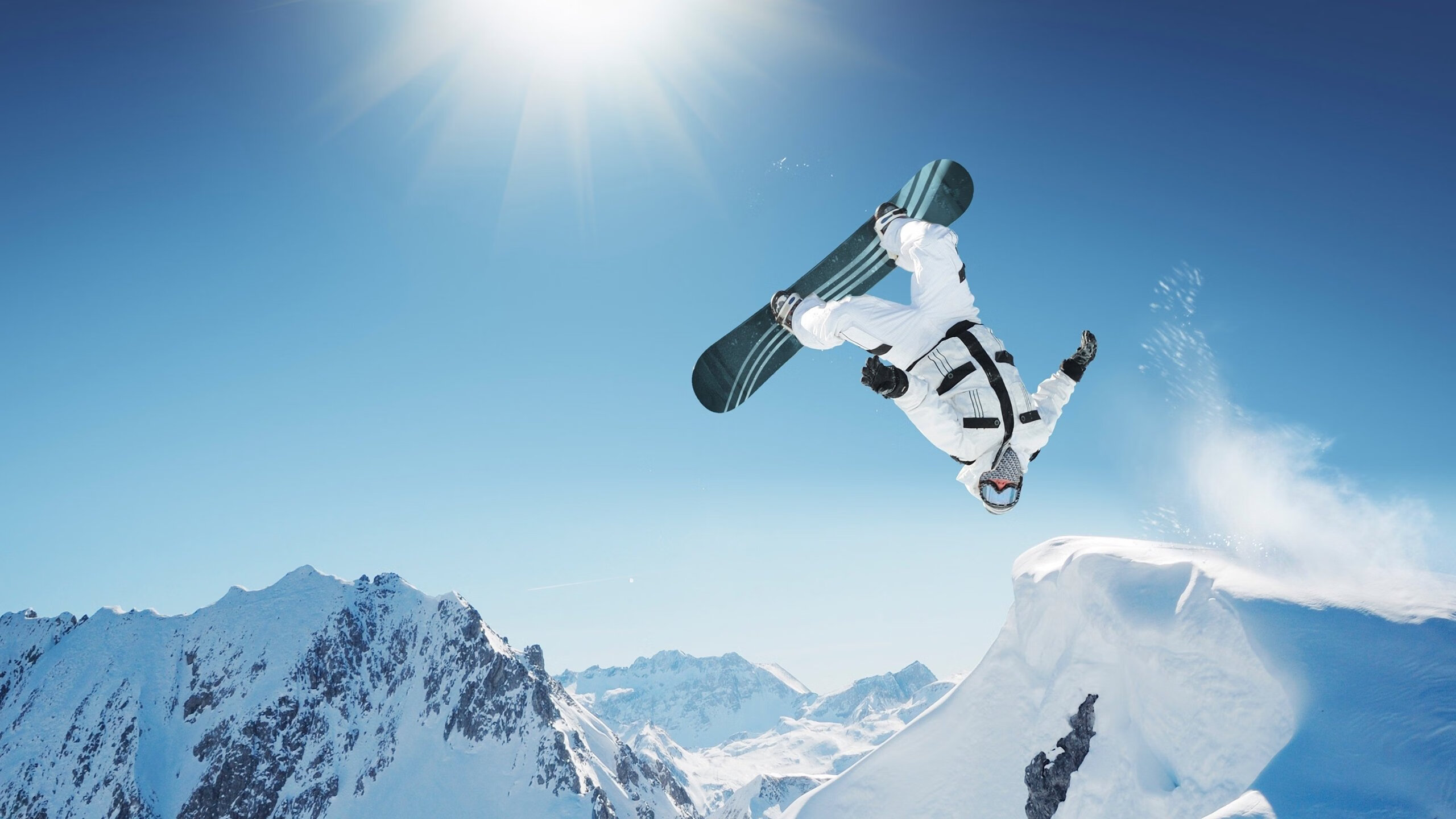 开云入口-“生死瞬间：赛场上的危险时刻与救援奇迹”，生死瞬间视频集锦