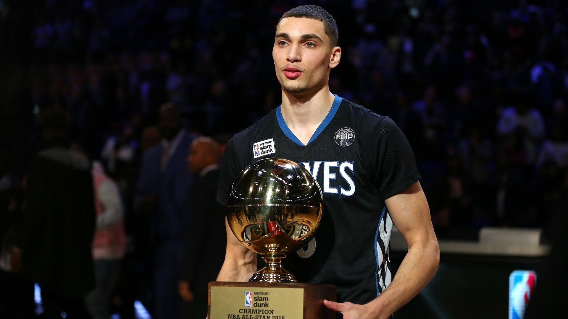 Kaiyun APP-专题访谈：冠军背后的故事，冠军访谈节目